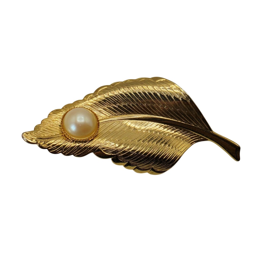 Gold Leaf Brooch Lapel Pin Imitation Pearl Cream Gold Toned Nature Elegant